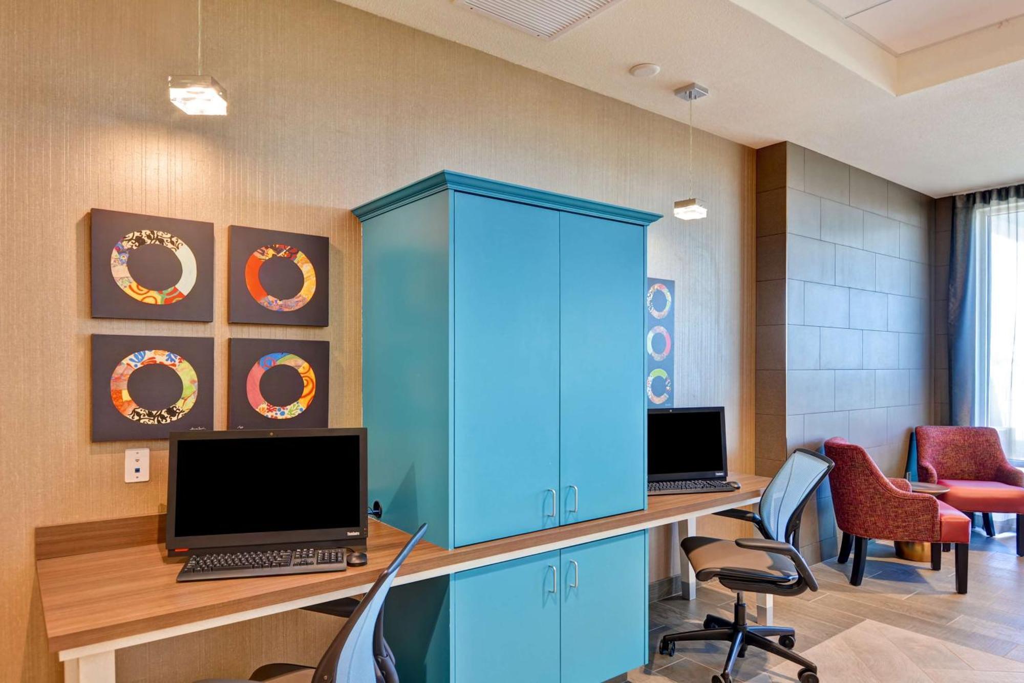 Home2 Suites By Hilton פאלמדייל מראה חיצוני תמונה
